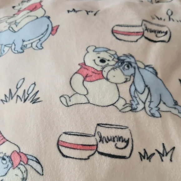 Disney Pajama Set - Light Pink  Size S. - Picture 4 of 4